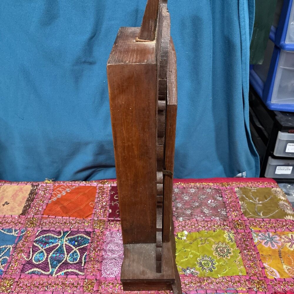 Antique Waterbury Gingerbread Clock with Alarm 8-Day, Time/Strike Needs Repair - Picture 9 of 12